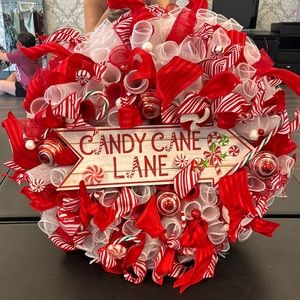 22” Candy Cane Lane Christmas Wreath Used Good Condition.  Organza red/white